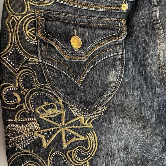 Goodtime Premium Jeans Juniors Straight Cut Iron Cross Bling Embroidered Size 15 - Picture 4 of 9